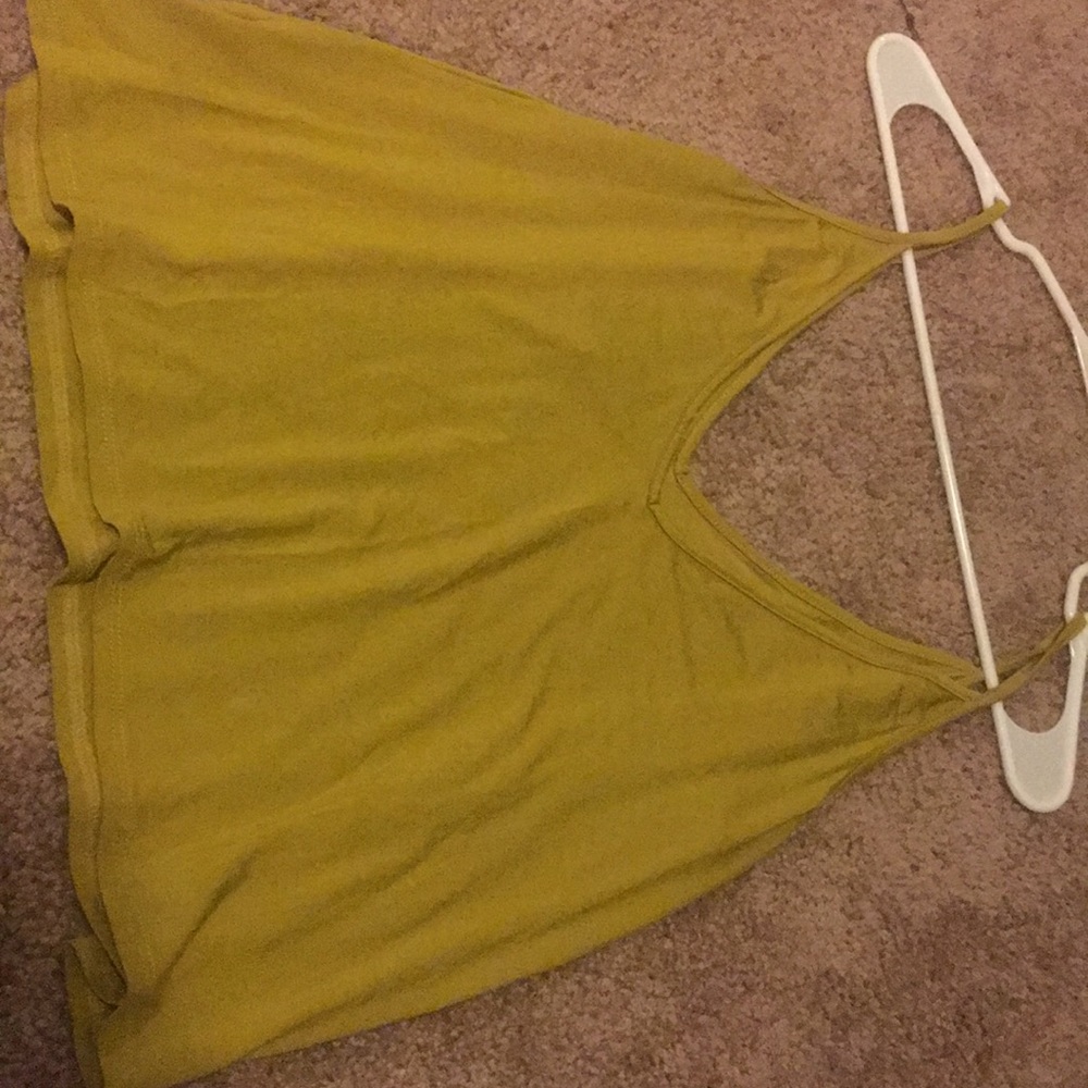 Cute mustard yellow shirt